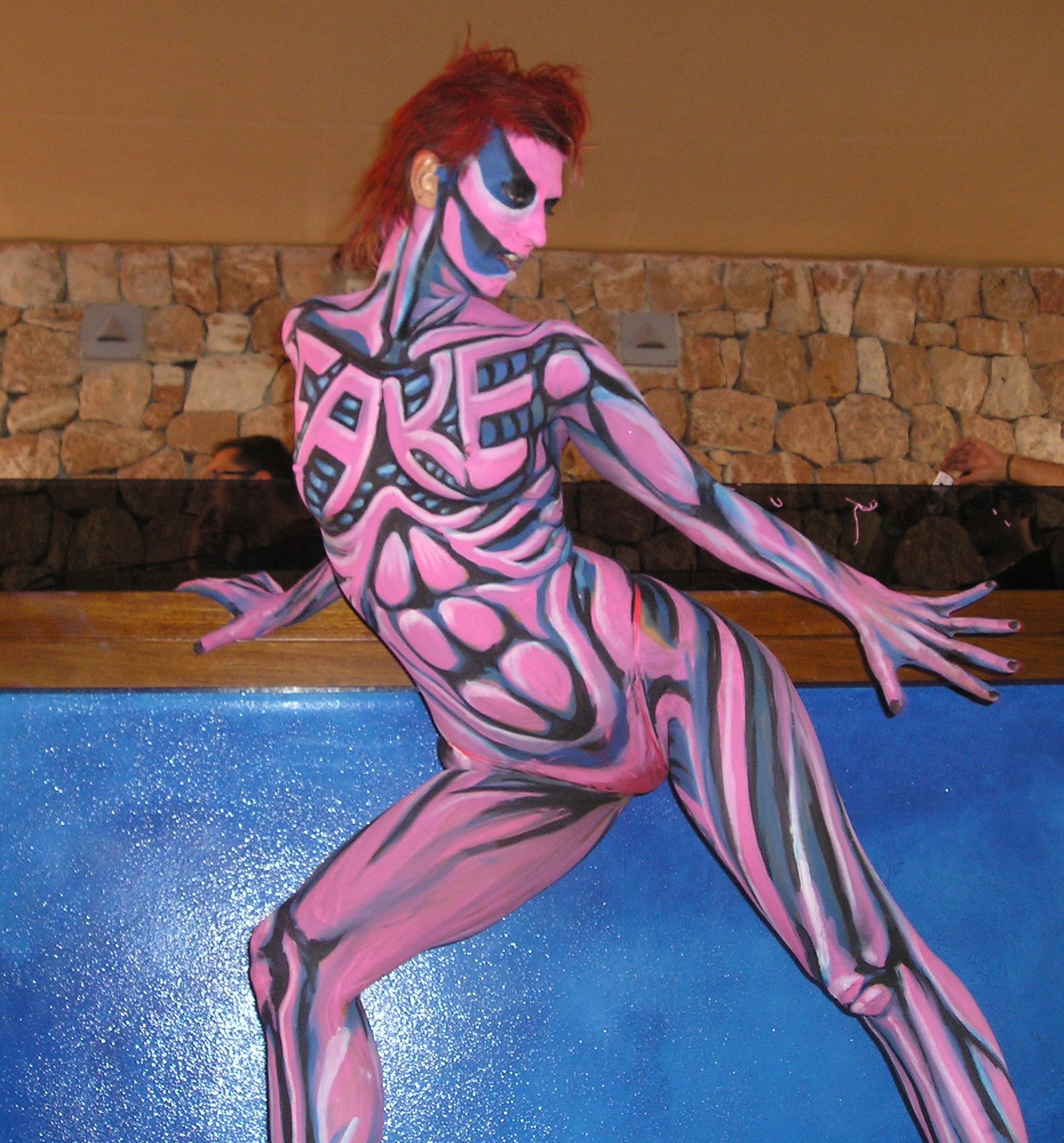 Bodypainting rosa - Streakka Ibiza Arte