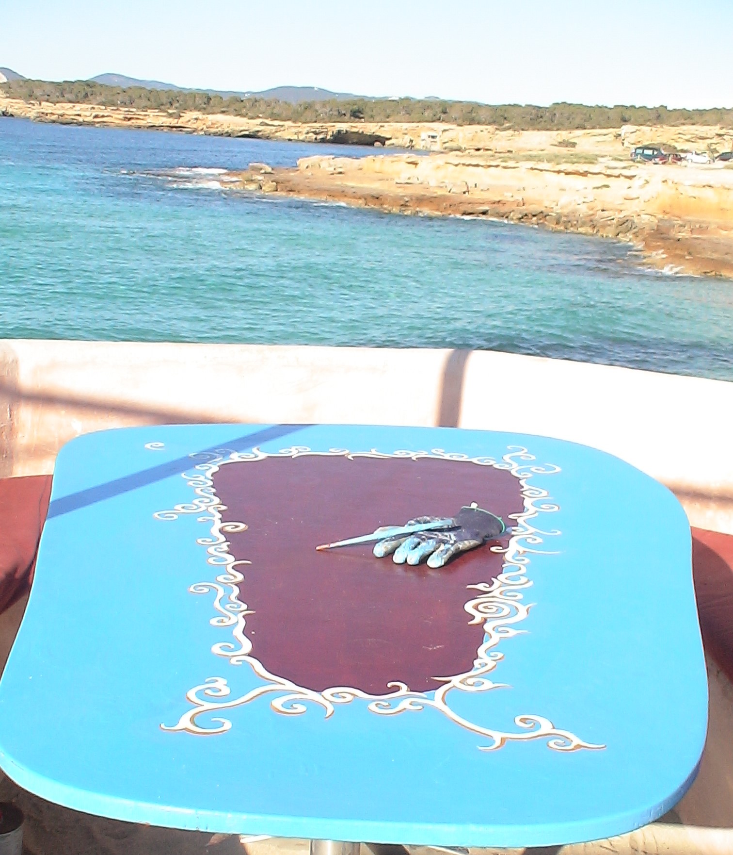Mesa de Sunset Ashram - Streakka Ibiza Arte